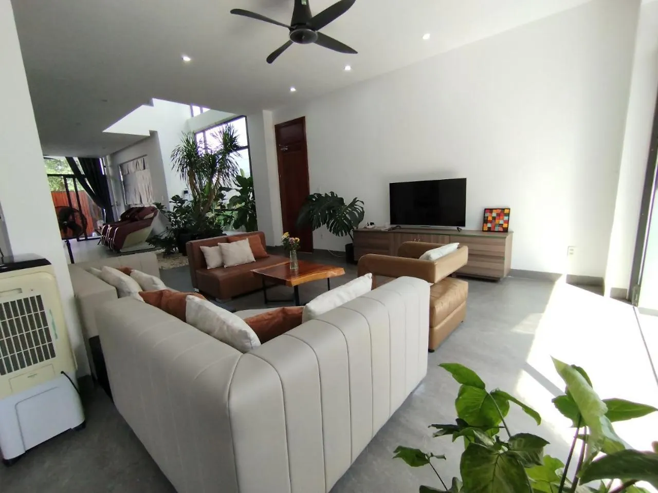 Villa Bai Sau Vip - Next Beach Vung Tau 0*,  Vietnam